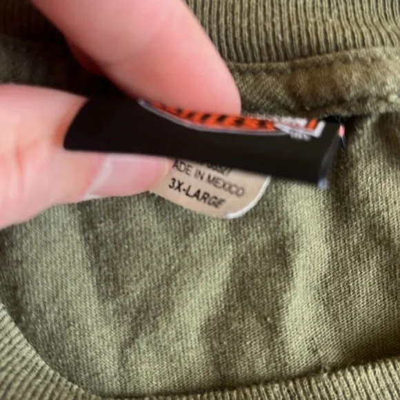 harley davidson south dakota green tee shirt - Picture 4 of 5